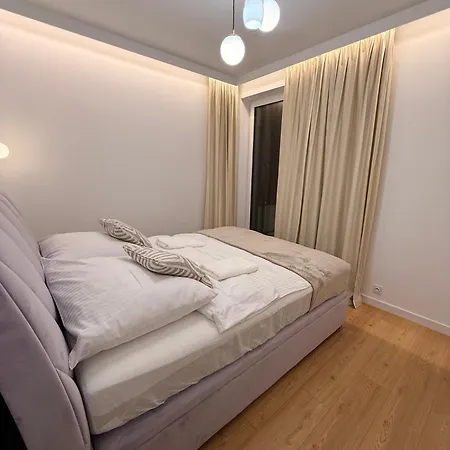 Forest Viii Aleje Jerozolimskie Warsaw