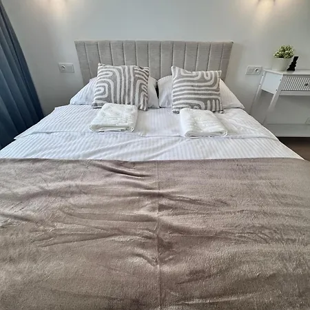 Apartment Forest Viii Aleje Jerozolimskie *