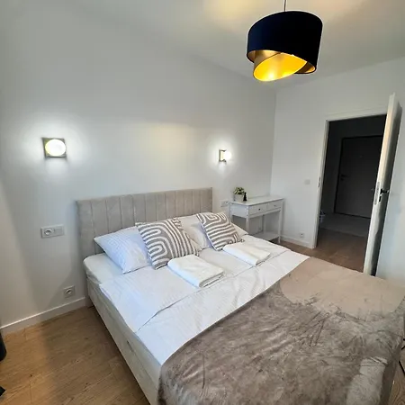 Forest Viii Aleje Jerozolimskie * ורשה