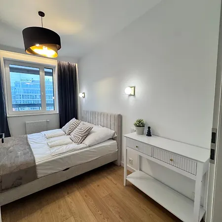 Forest Viii Aleje Jerozolimskie