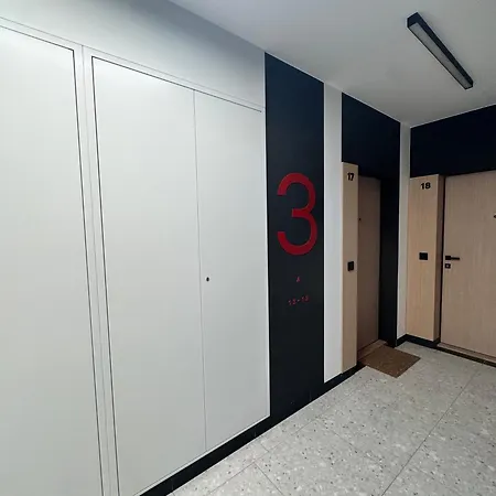 Forest Viii Aleje Jerozolimskie ורשה