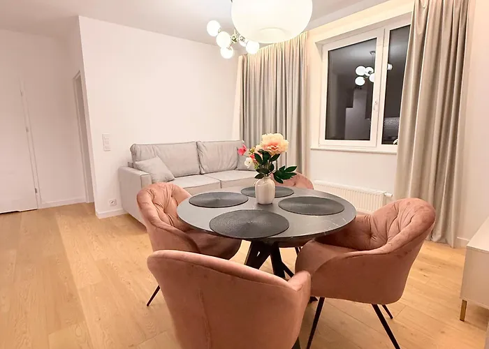 Forest Viii Aleje Jerozolimskie Warsaw