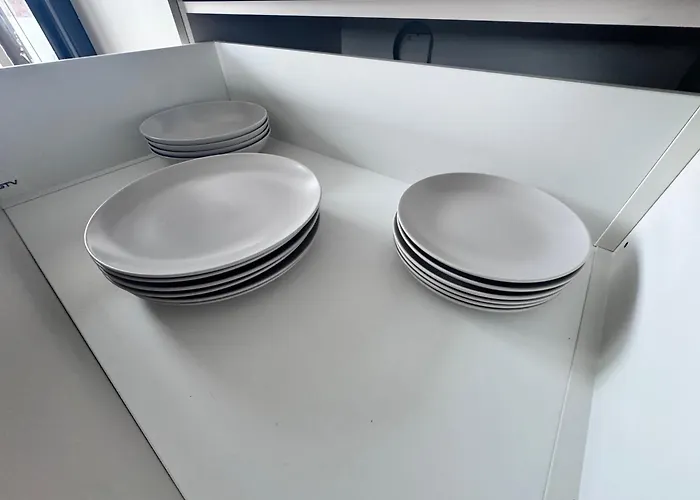 Forest Viii Aleje Jerozolimskie Apartment