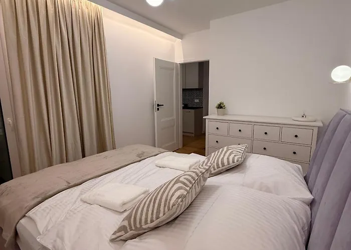 Apartment Forest Viii Aleje Jerozolimskie