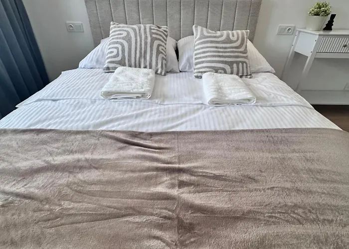 Apartment Forest Viii Aleje Jerozolimskie *