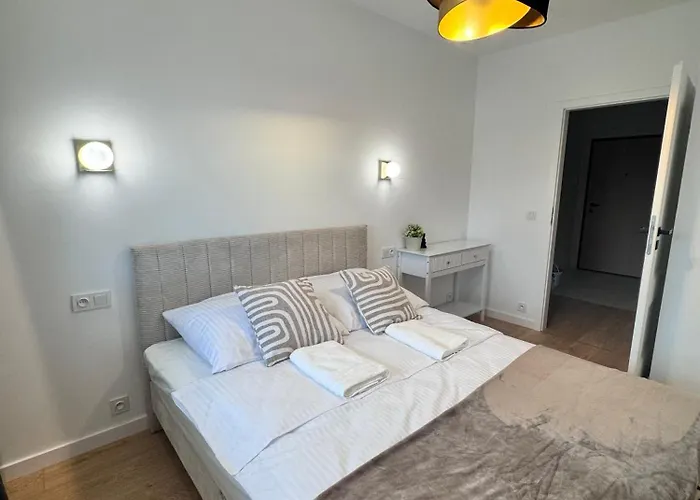 Forest Viii Aleje Jerozolimskie * Warsaw