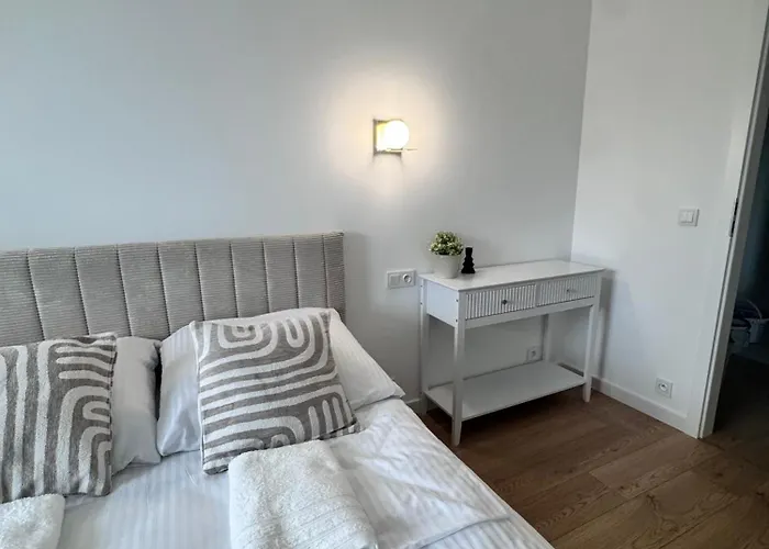 Apartment Forest Viii Aleje Jerozolimskie *