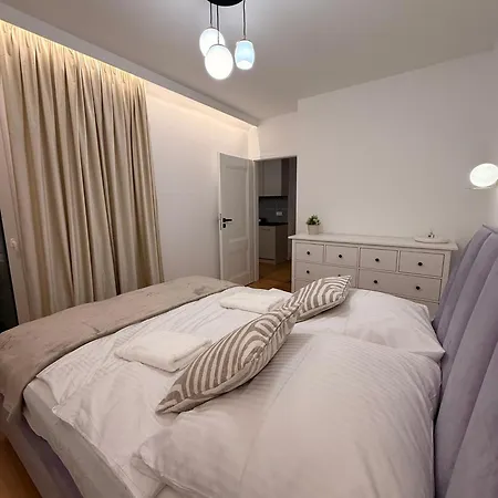 Apartamento Forest Viii Aleje Jerozolimskie