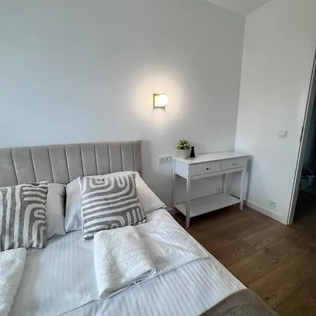 Apartamento Forest Viii Aleje Jerozolimskie *
