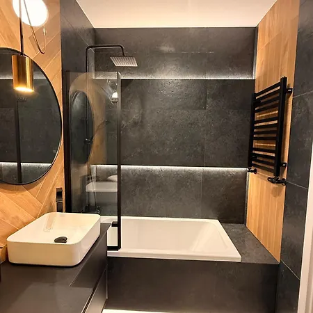 Forest Viii Aleje Jerozolimskie Apartamento